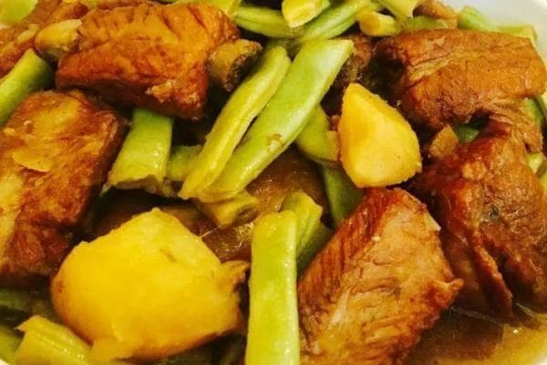 肉炖豆角：一道美味营养的家常菜
