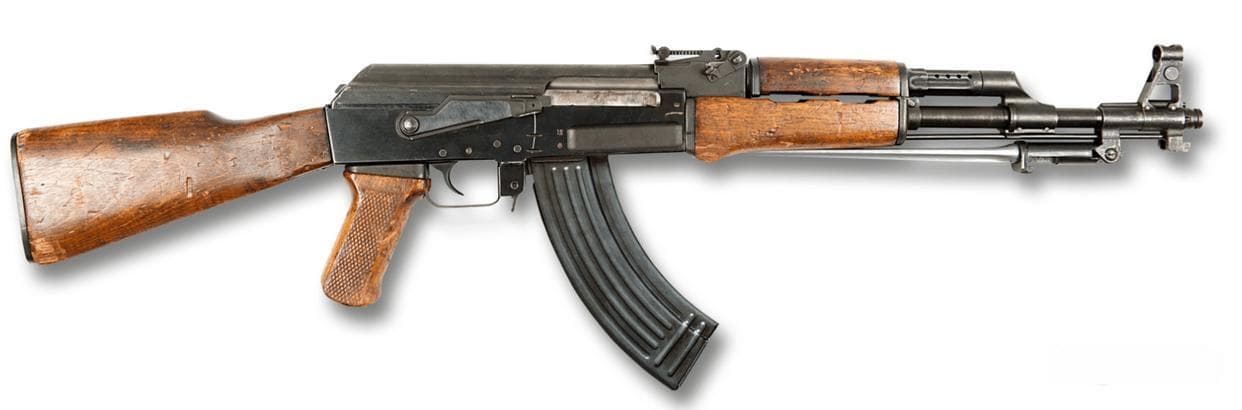 AK47与M4A1，谁才是真正的王者？