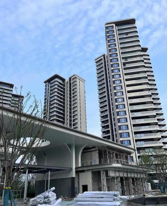 为什么东亚的许多富人，喜欢住高层住宅？
