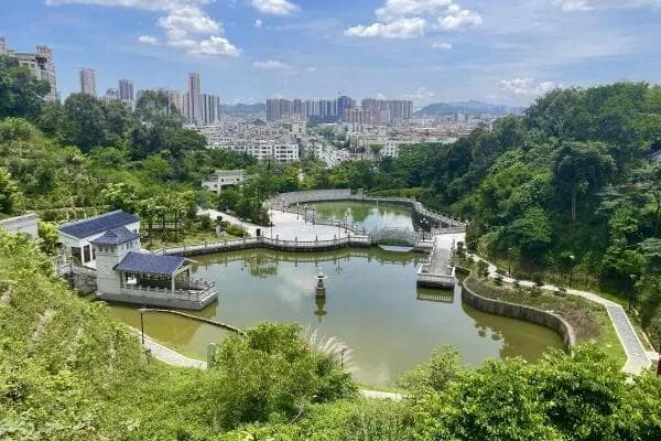 平湖凤凰山国家矿山公园：深圳的矿山文化新地标