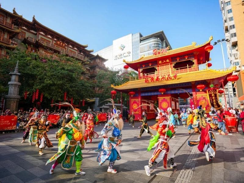 请到广东过大年|在广州新老城区逛非遗集市，体验粤味年俗
