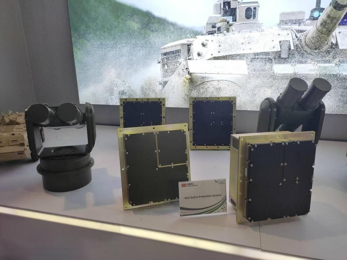 4雷达2发射器：99A型坦克主动防御系统首亮相