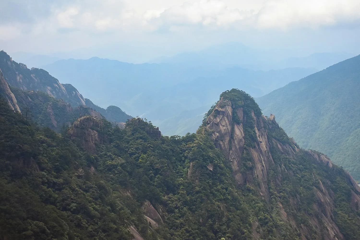 三清山：守护生态之美，打造绿色家园