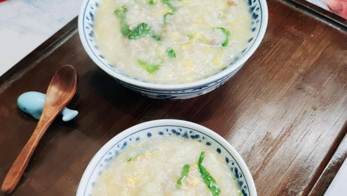 电饭煲版养生牛肉滑蛋粥