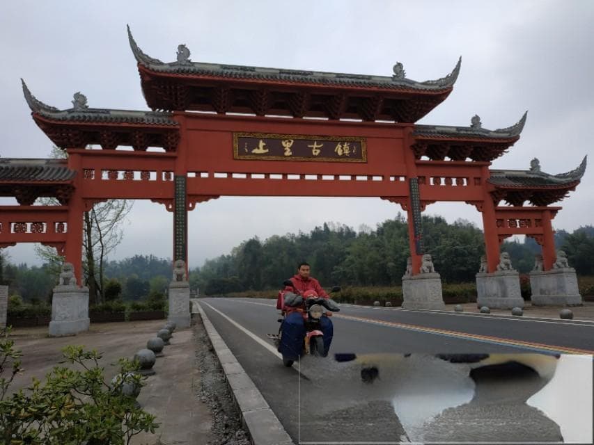 摩旅到底有什么乐趣？带上帐篷和炊具，逃离现实吗？