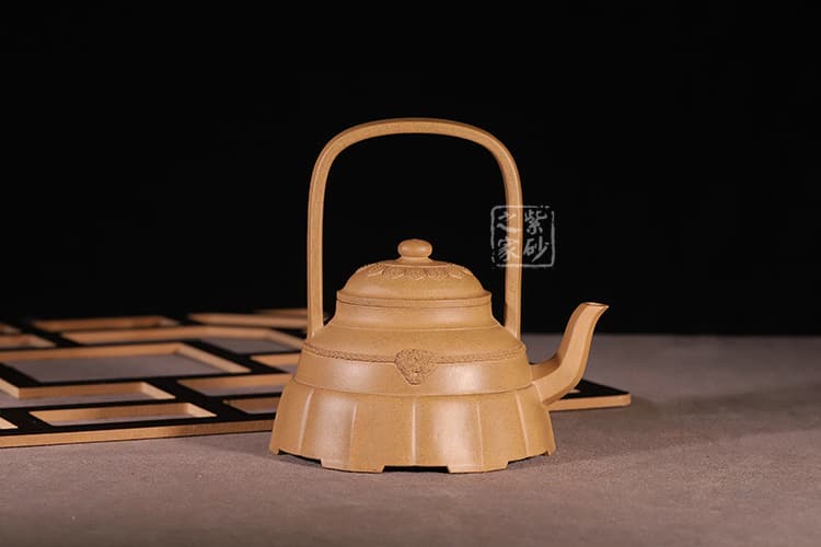 紫砂壶拍摄技巧：如何定格紫砂壶的雅致与韵味