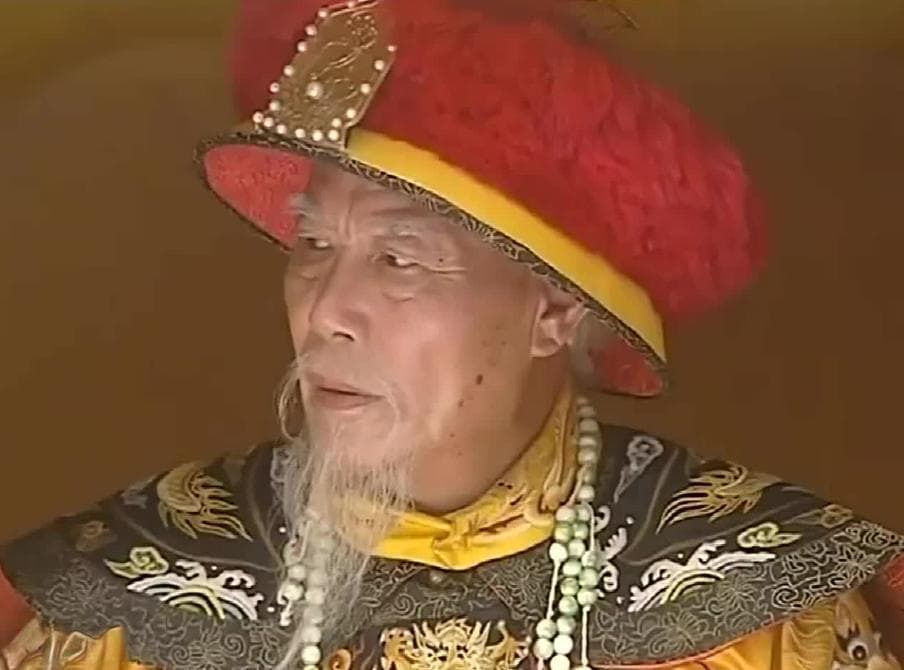 揭秘！乾隆皇帝传位之谜：平庸的颙琰为何能胜过德才兼备的永瑆？