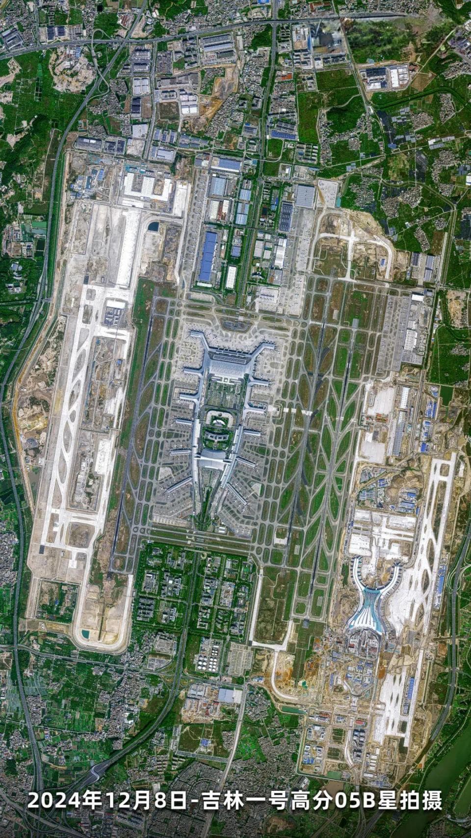 卫星目击：白云机场T3航站楼主体结构已建成，预计2025年底投运！