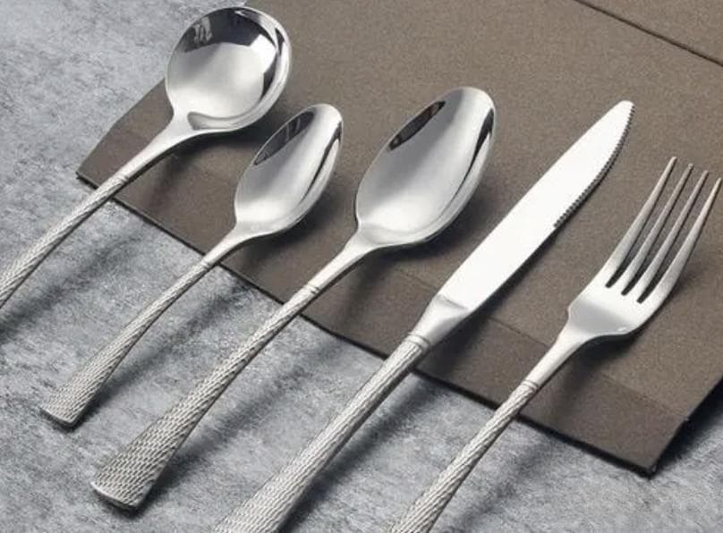 不锈钢餐具选购指南：304和410哪种更适合你？