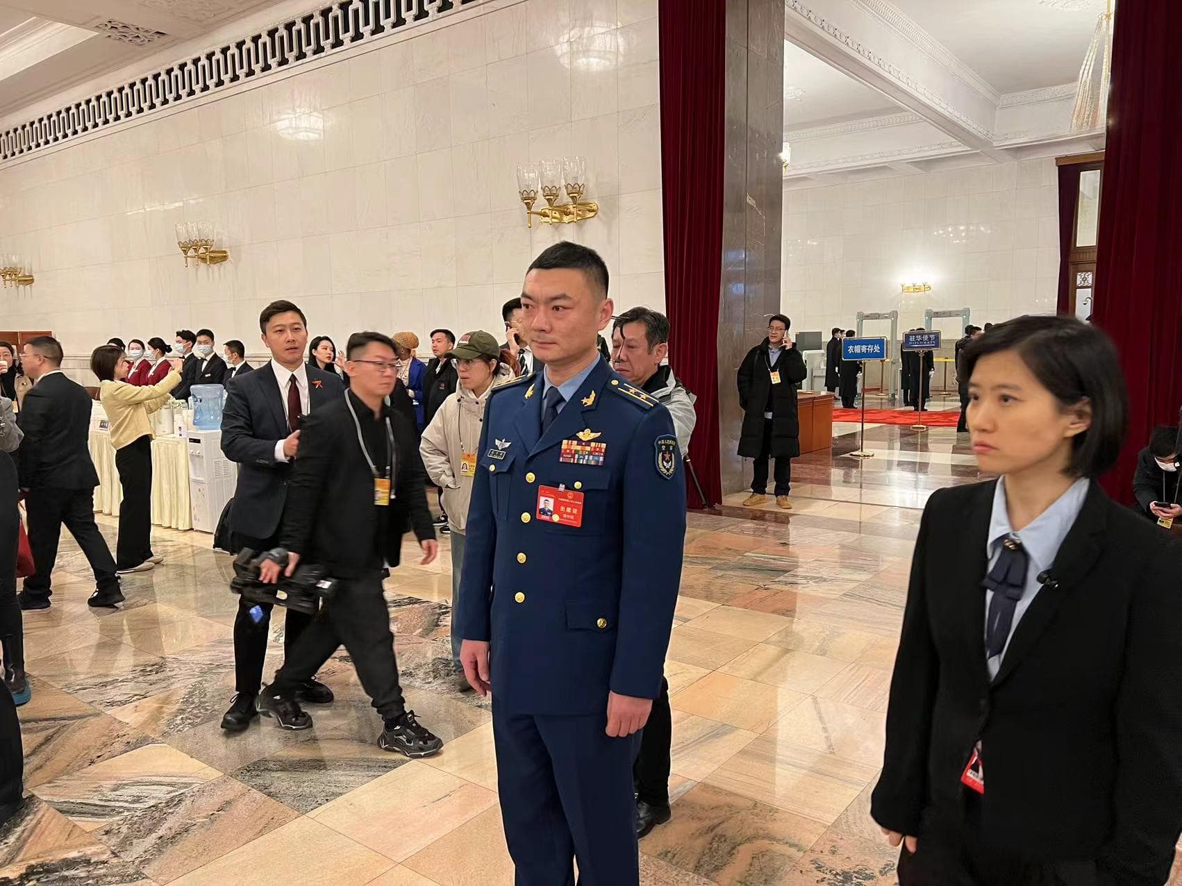 刘传健：从英雄机长到飞行教育管理者