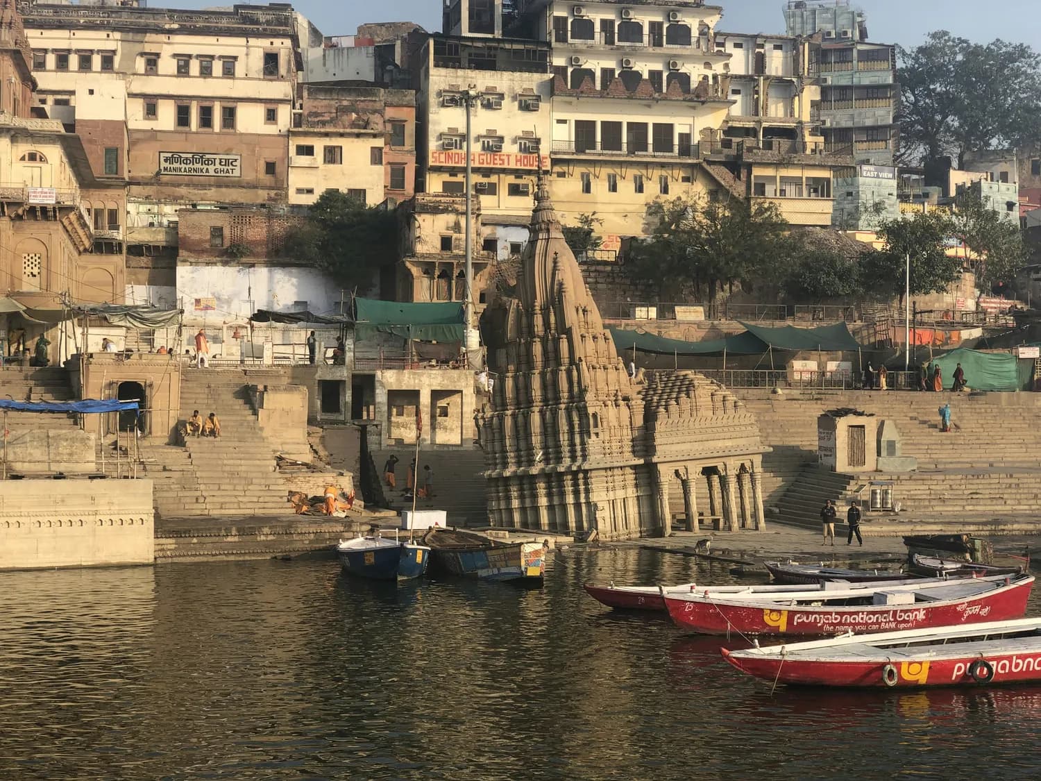 瓦拉纳西：印度教圣地的神秘之旅