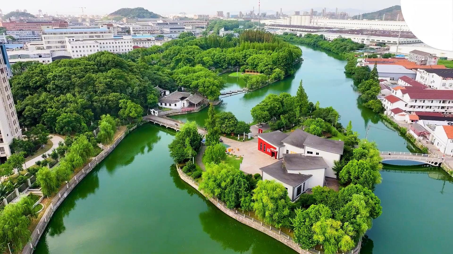 在北仑读懂宁波，“港产贸”融合如何畅通经济动脉？