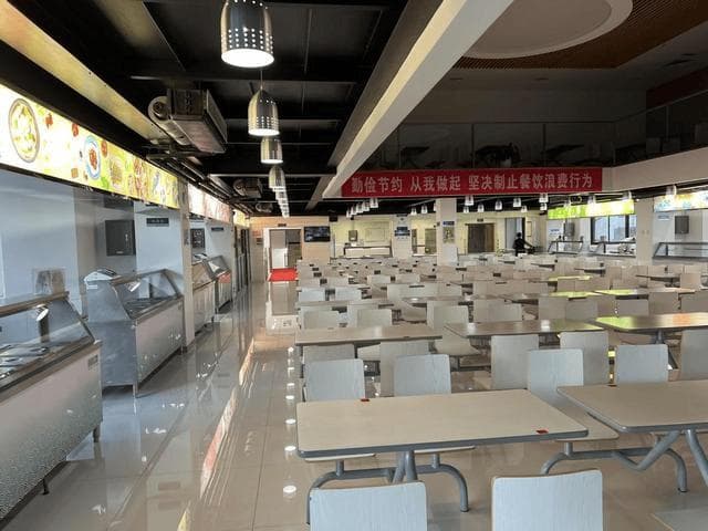 全方位智慧食堂：应对多样场景的饮食新方案
