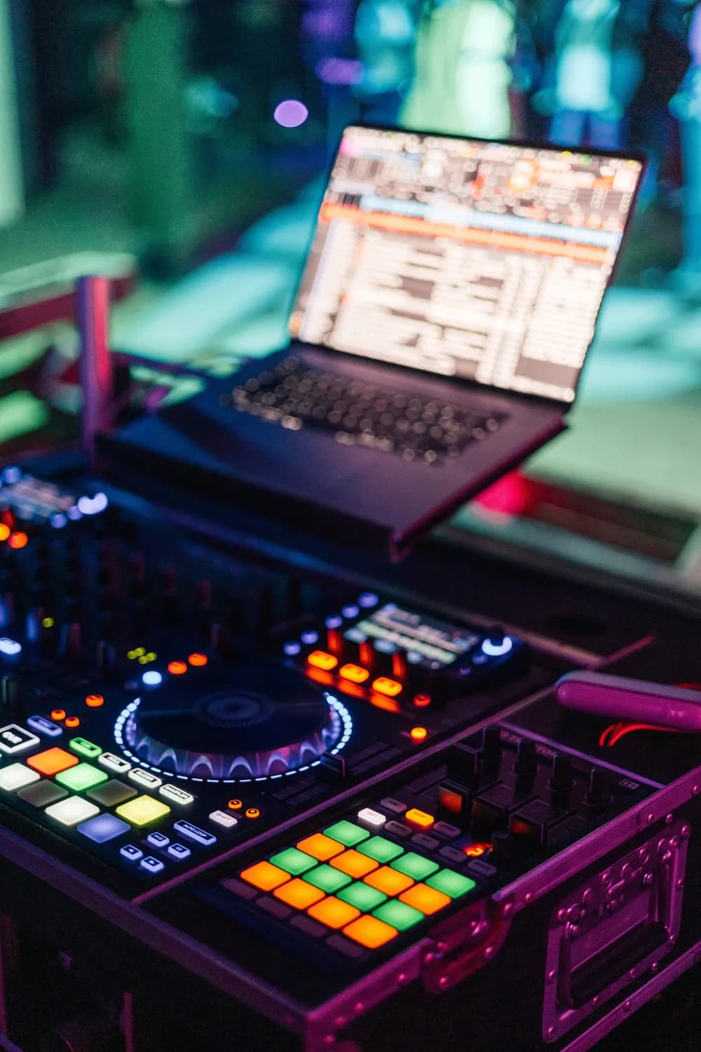 DJ音乐混音器：音游新宠儿