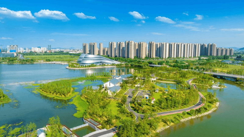 绍兴滨海新区：科技创新 助力企业阔步前行