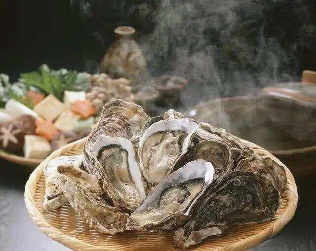 生蚝与牡蛎的区别：从形态到食用方式的全面解析