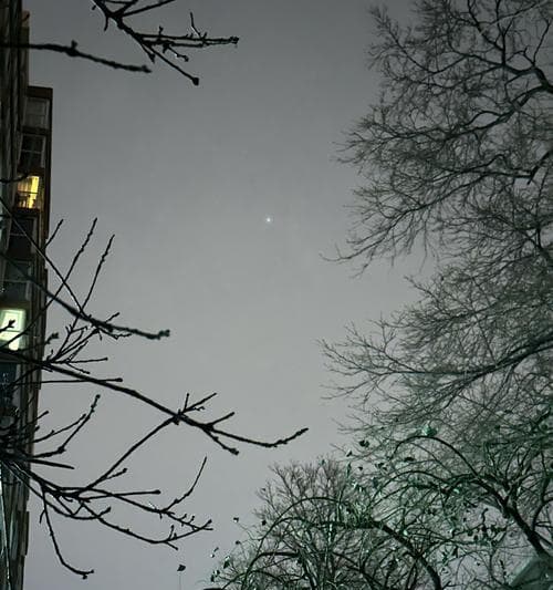 手机夜间拍照夜空模糊问题如何解决？