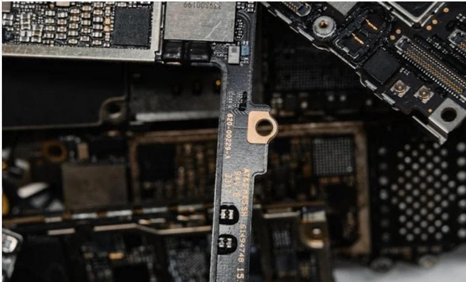 浅分析PCB板材传输速度与介电常数的关系