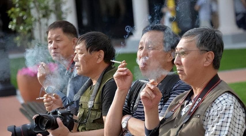 专坑中国人？中华烟国内卖60元一盒，在日本却只卖4元，凭什么？