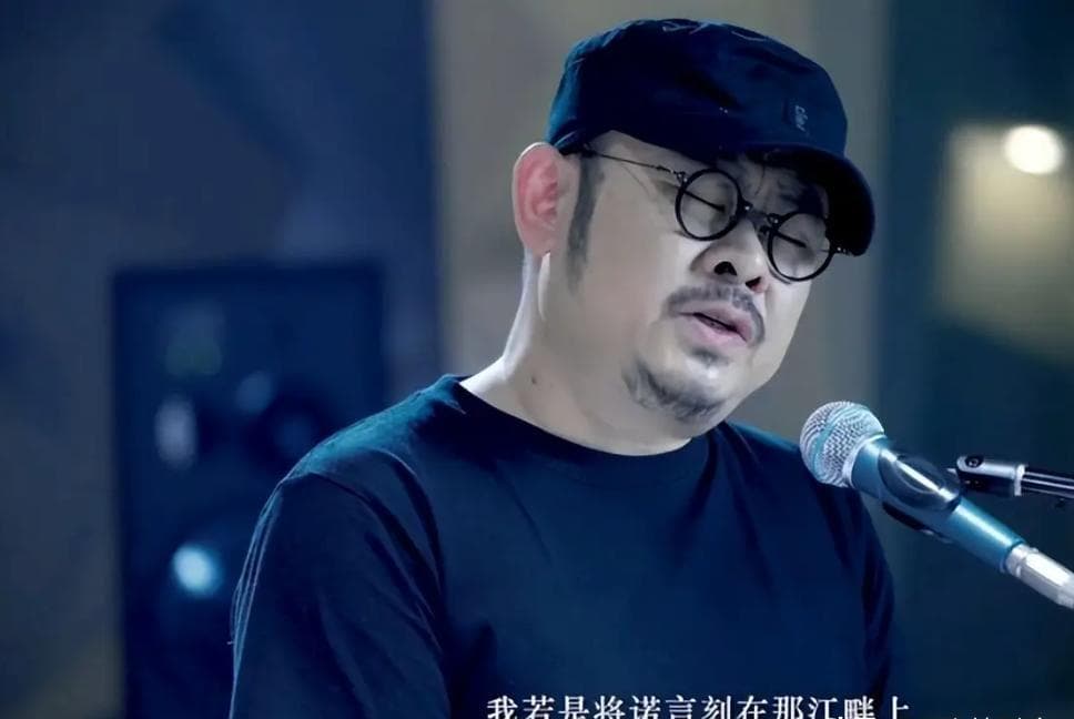 舆论四起！音乐人陈伟：评刀郎歌词像洗脚水！账号封禁口碑崩塌！