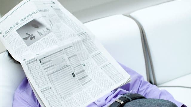睡觉流口水正常吗？有这几种情况是身体在报警！