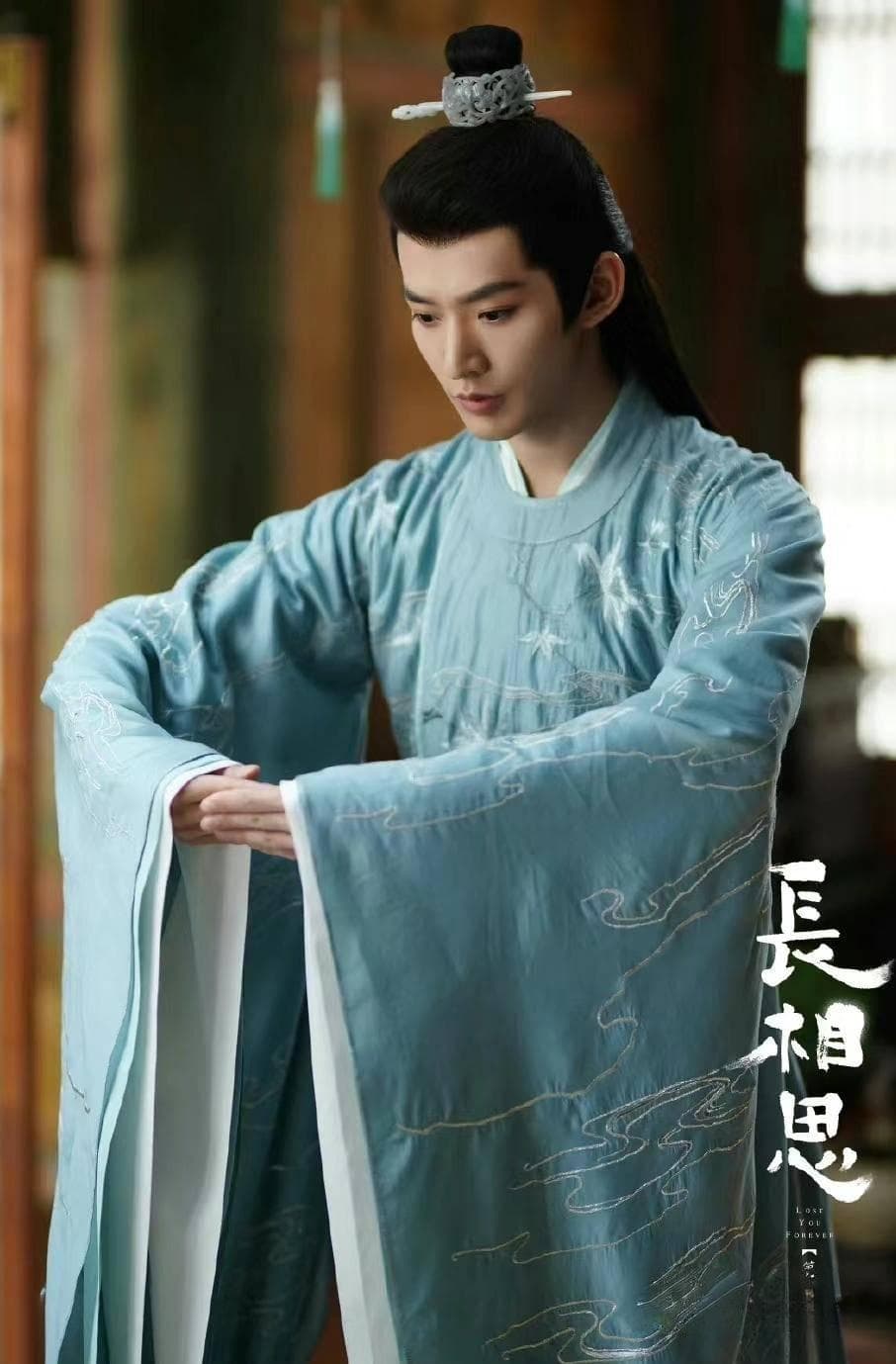 从“纯欲”妲己到“狐系”男友：今夏最火“九尾狐”从何而来