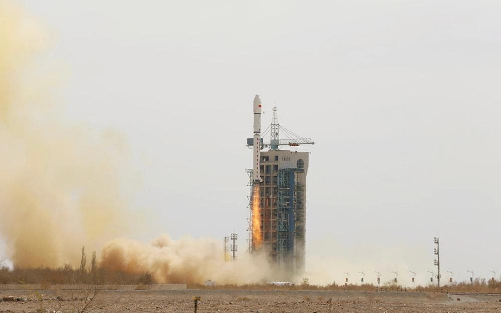 中国首颗超大幅宽商业光学遥感卫星发射，星箭均由上海航天研制
