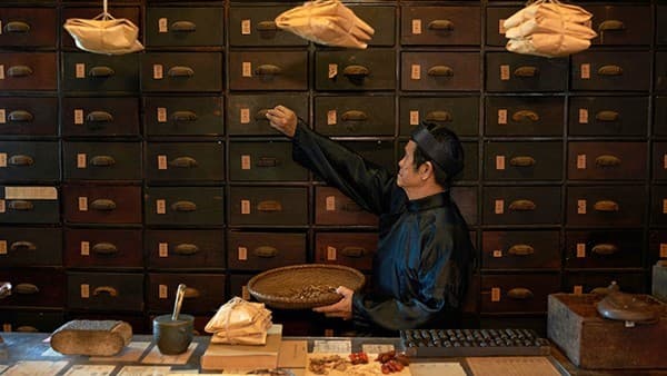 板蓝根口服液的功效与作用 复方板蓝根口服液抗病毒吗