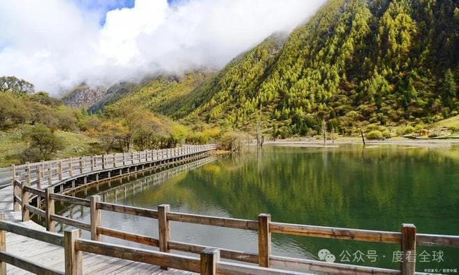 成都周边十大景点全攻略：从道教名山到大熊猫基地，应有尽有