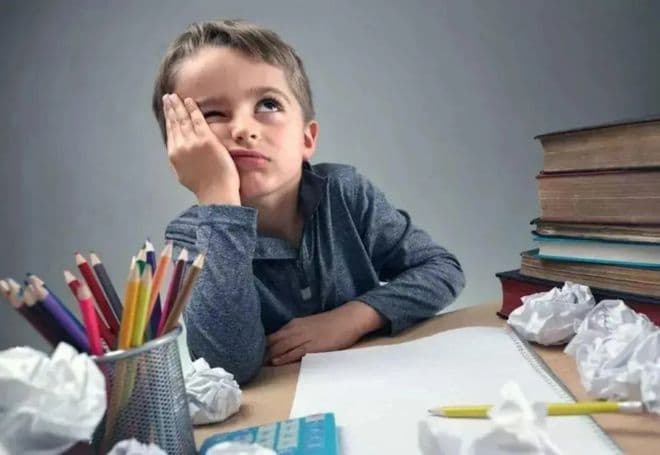 一位初中老师的观点：教育孩子需要适度，不能一味追求成绩