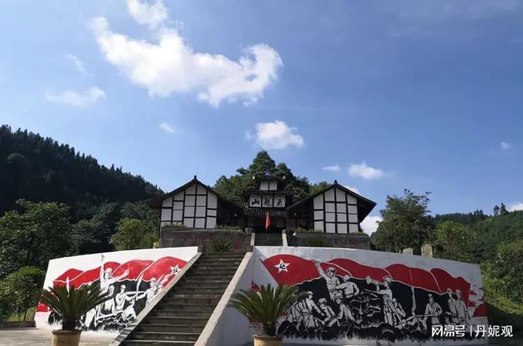 这座山村小庙曾是川南游击纵队成立之地，现为四川省文物保护单位