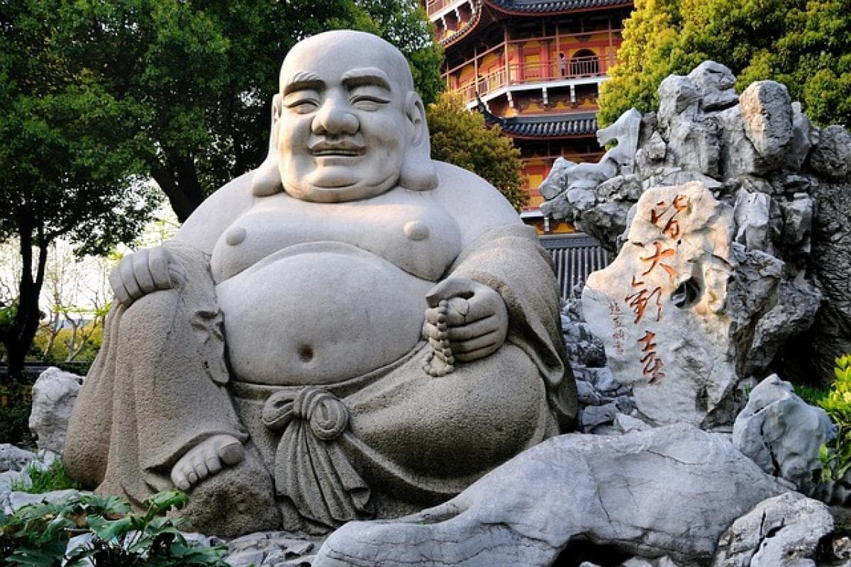 如何在生活中实践佛教智慧：五个简单步骤