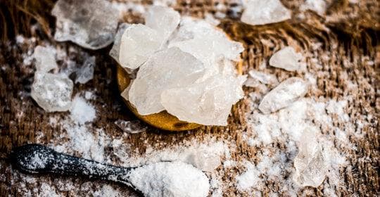 雪燕食用指南：功效、禁忌与5种安全食用方式