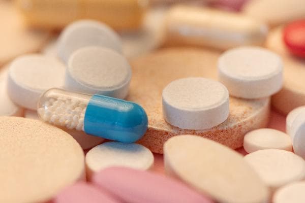 灰婴综合征：氯霉素的严重不良反应