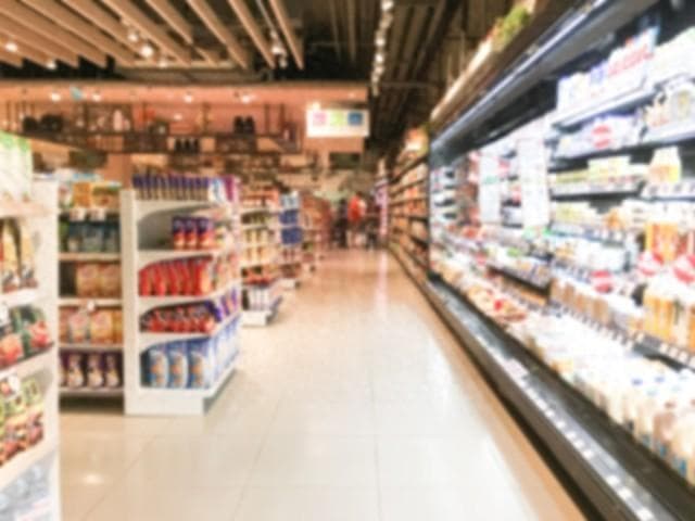 产品时间稀缺性与市场价格策略：供需法则、动态定价与消费者心理机制