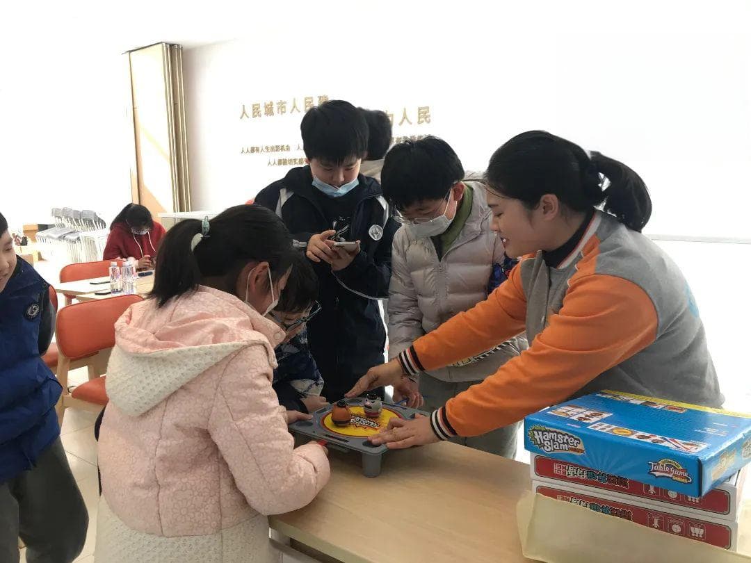 孩子过度沉迷网络游戏，该如何化解？