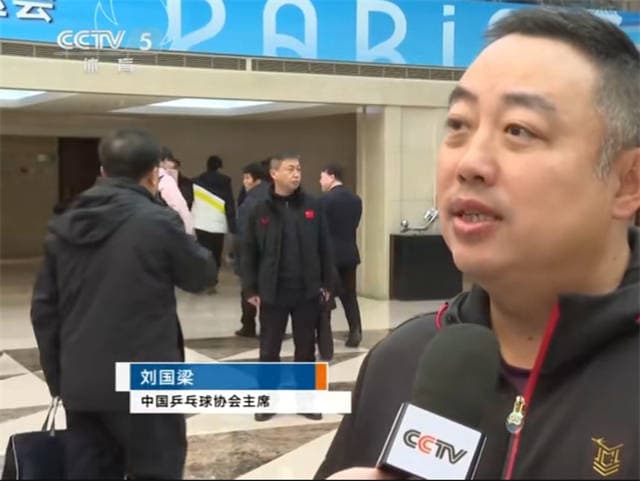 樊振东陈梦退排名事件发酵：WTT新规引争议，央视记者发声质疑