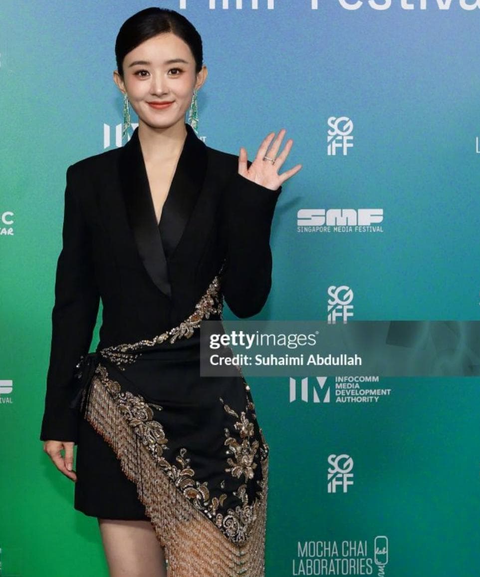赵丽颖电影节造型引争议，回应登上微博热搜