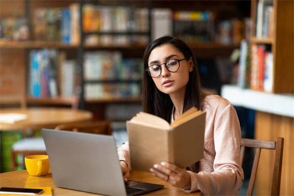 中专技校的口腔专业主要学的是什么？就业率高吗？