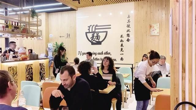 一碗面的环球之旅 兰州牛肉拉面香飘西班牙