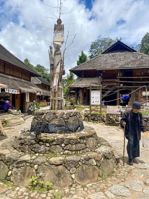 云南少数民族文化之旅：从景迈山到冰岛村