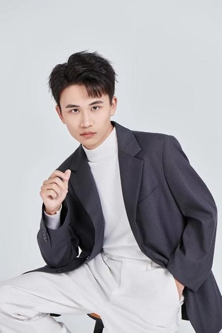 00后大学生第一次写小说，为何被马伯庸“追更”