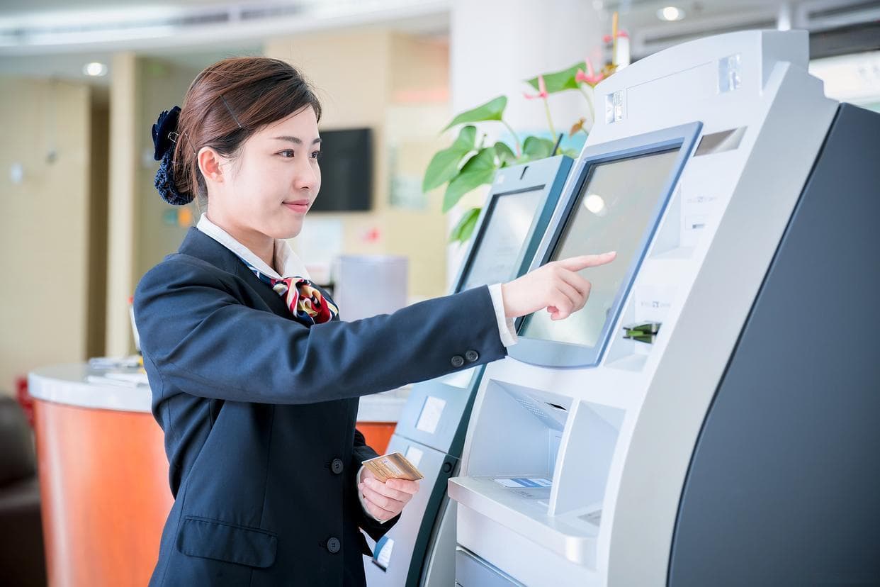 银行柜台转账限额规定：个人企业、同行跨行标准全解读