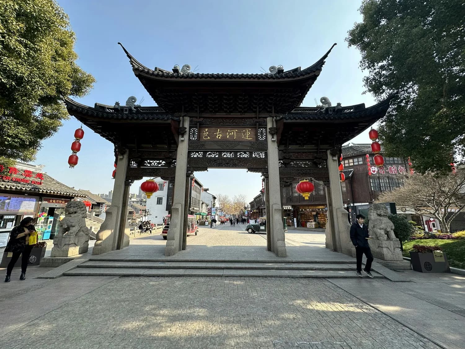 周庄古镇深度游：从入口到深处，打卡网红景点