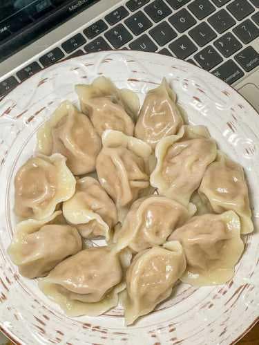 速冻饺子怎么蒸：正确蒸法全攻略