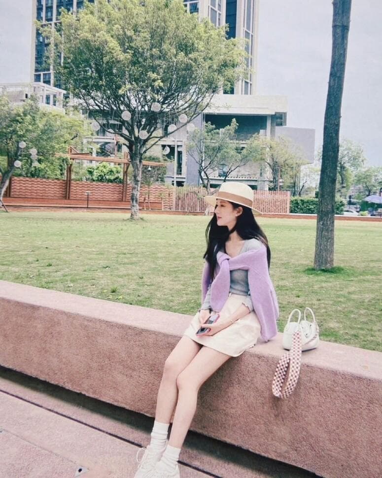 赵露思：小个子也能穿出温柔甜美的娇俏美学