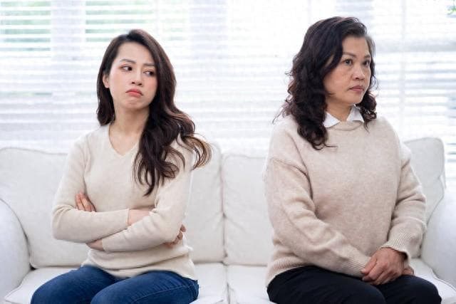 一听到婆婆说话就烦？不是你脾气坏，也不是讨厌她，而是条件反射