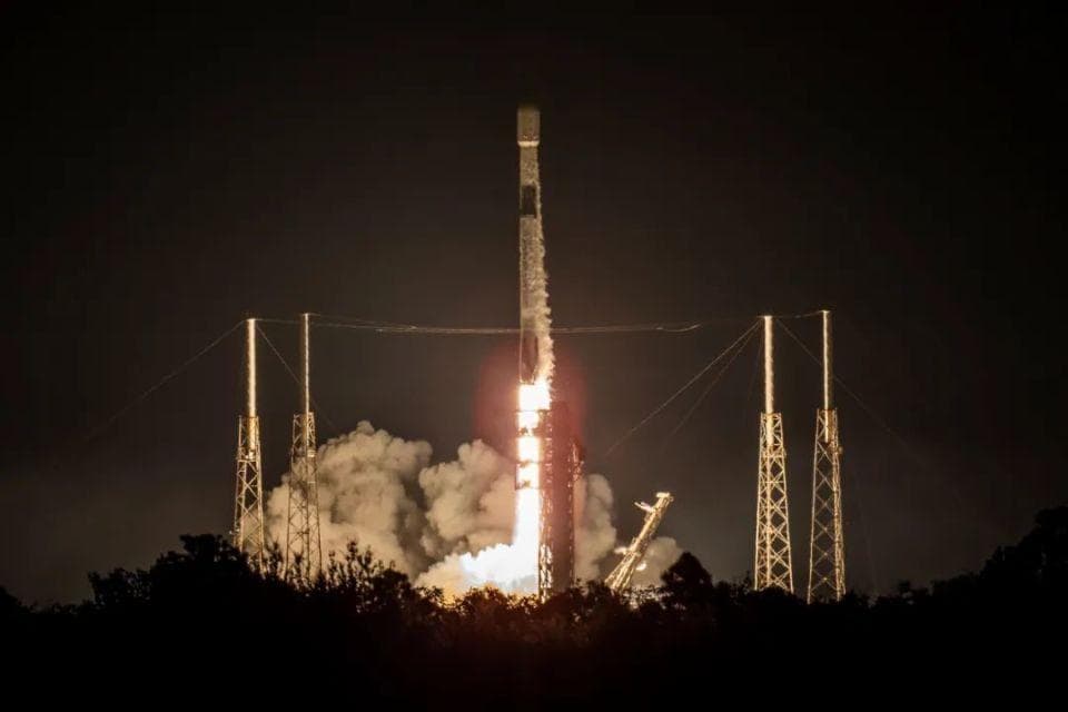 4小时内完成两次星链发射，SpaceX总发射数量达6805颗
