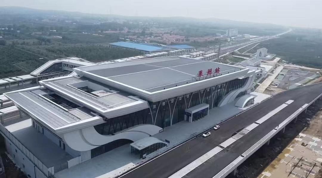 莱州站：潍烟高铁上的“月季之都”