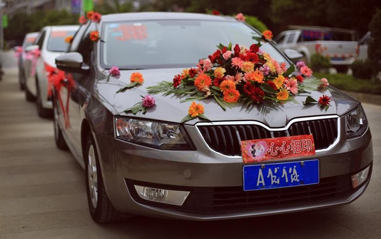 十大婚车常用花卉及其寓意